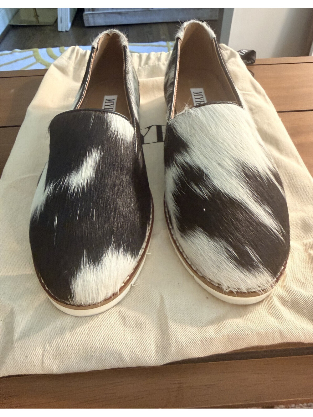 MYRA Womens 8 Cushy & Casual Sneaker Animal Cowhide Brown White Hairon Leather